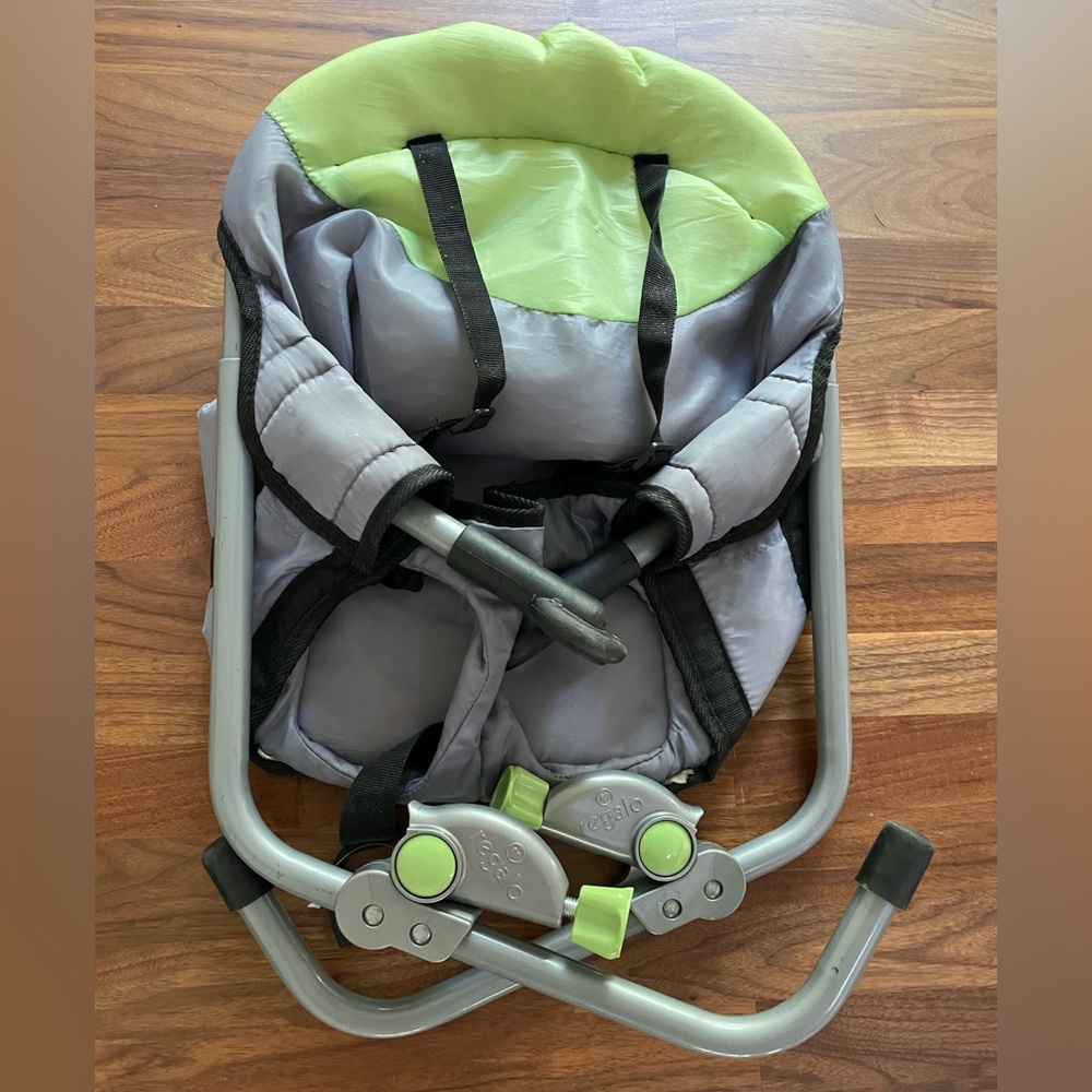 Regalo Portable Hook On High Chair